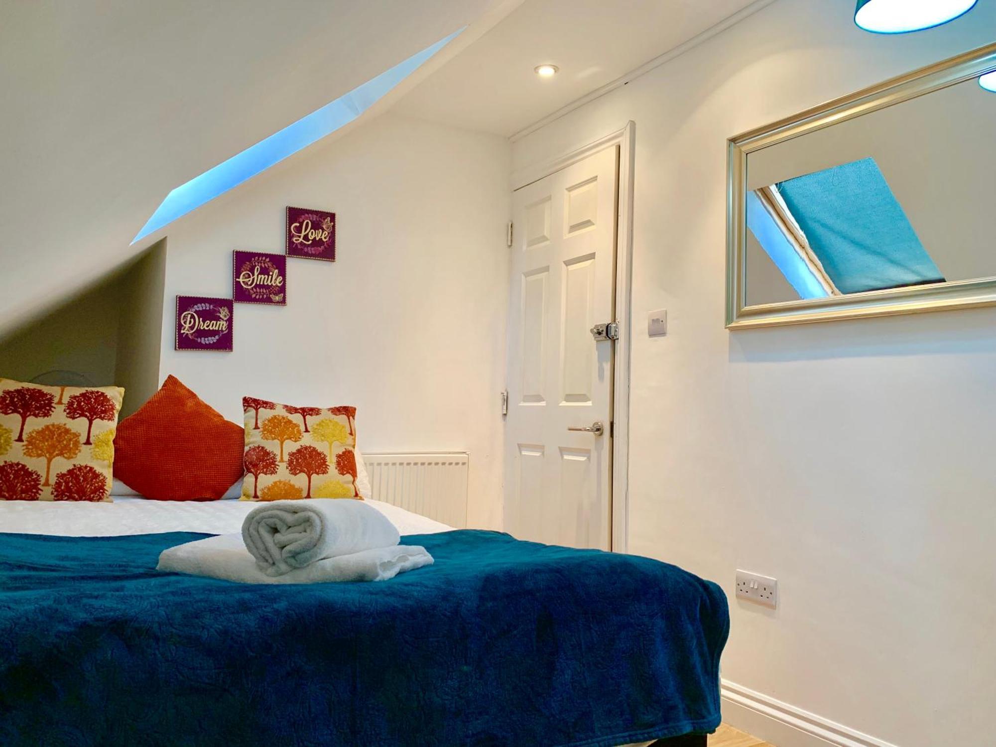 1 Bed Apartment,Recep,Kitchen,Bath Ilford Extérieur photo